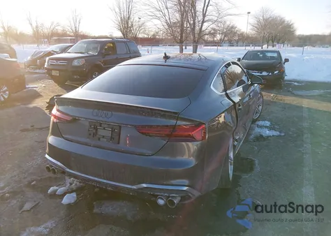 2021 Audi A5 Sportback Premium Plus 45 Tfsi Quattro S Tronic z USA, uszkodzony, nr VIN WAUFACF54MA053616